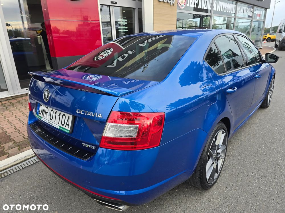 Skoda Octavia 2.0 TSI RS - 10