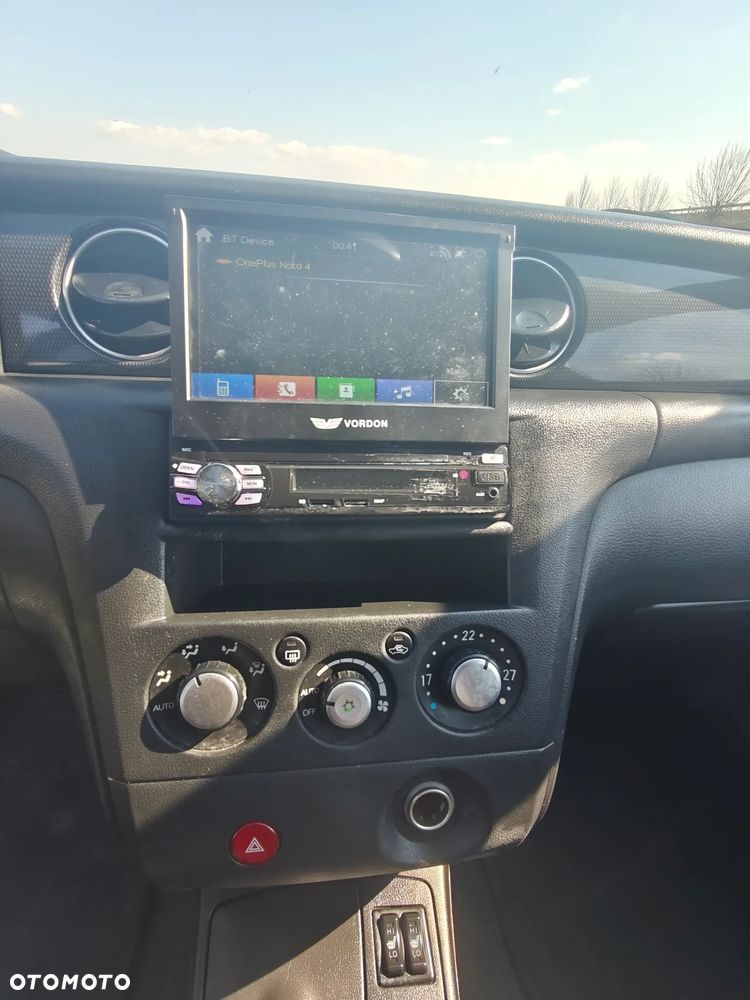 Mitsubishi Outlander 2.0 Turbo - 9