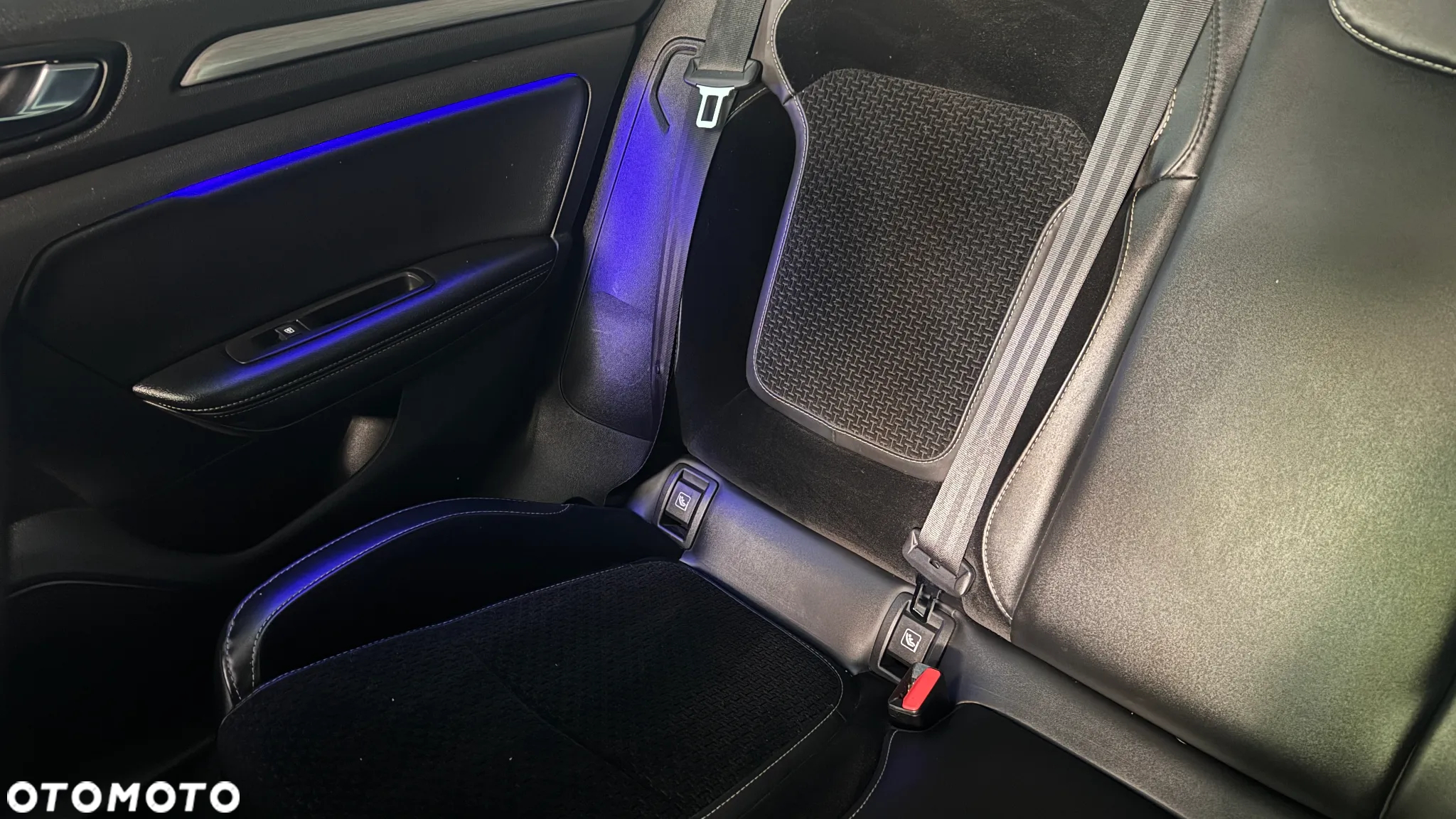 Renault Megane 1.6 dCi GT EDC - 35