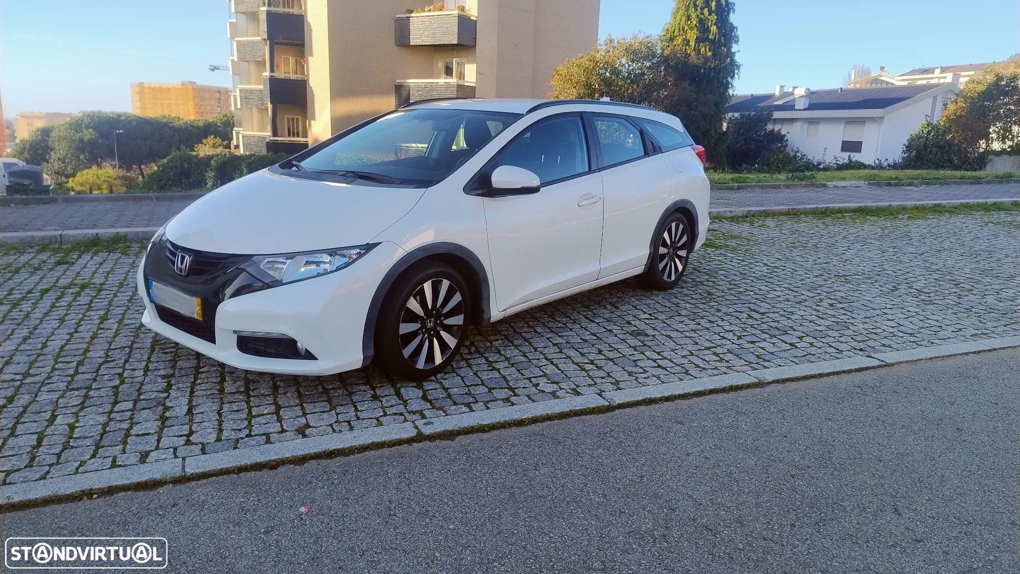 Honda Civic Tourer 1.6 i-DTEC Comfort - 1