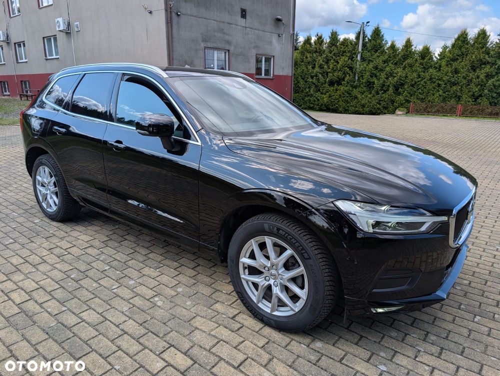 Volvo XC 60 D4 Momentum Pro - 10