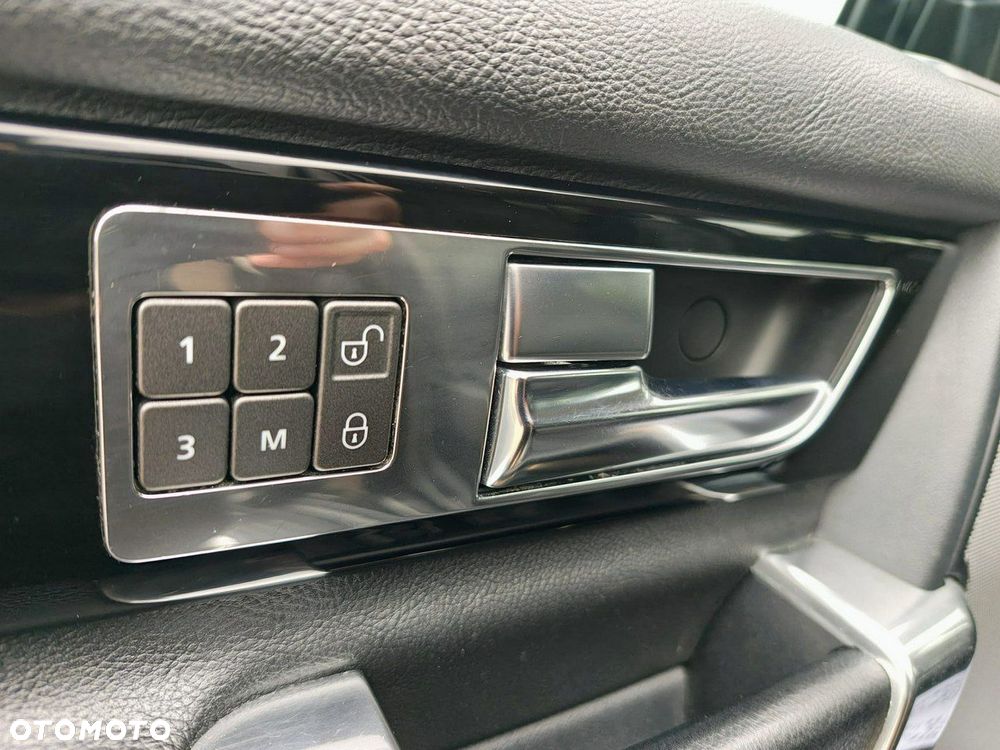 Land Rover Discovery - 26