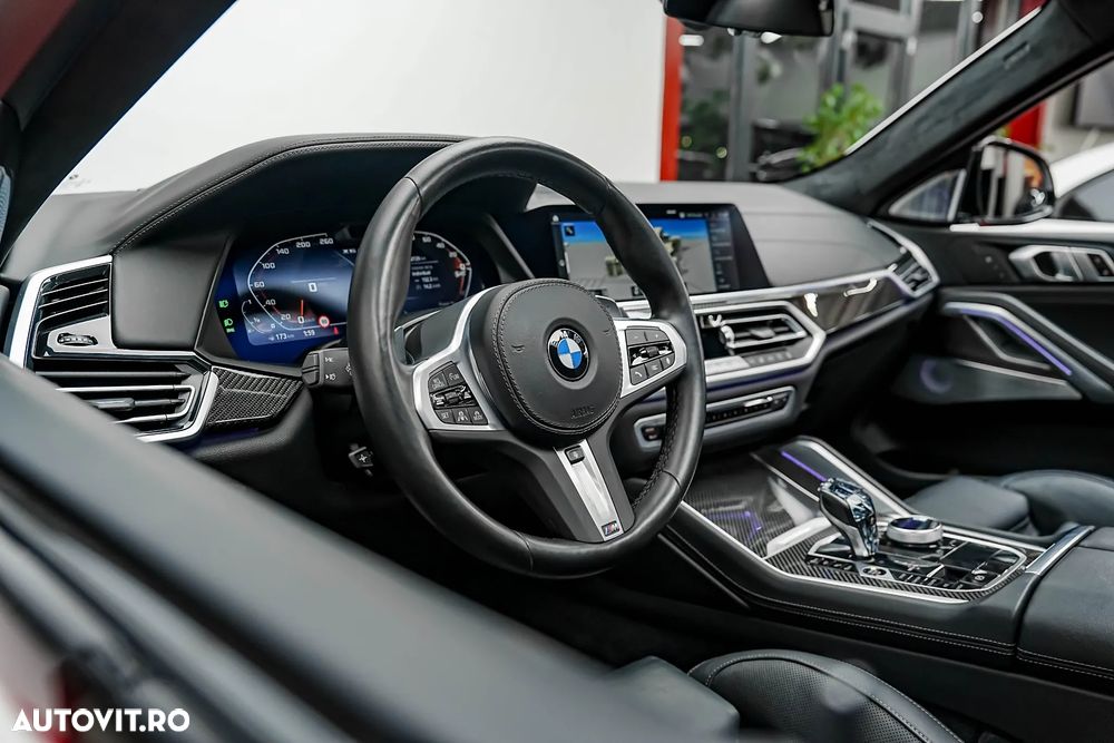 BMW X6 M M50i - 12
