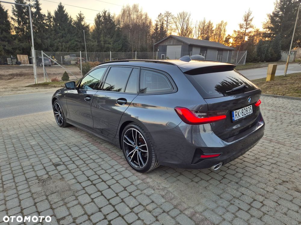 BMW Seria 3 320d Sport Line Shadow - 5