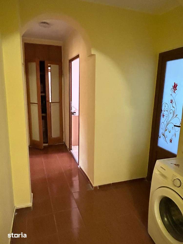 3 CAMERE etaj 2 - CASA DE CULTURA — fotografia 3