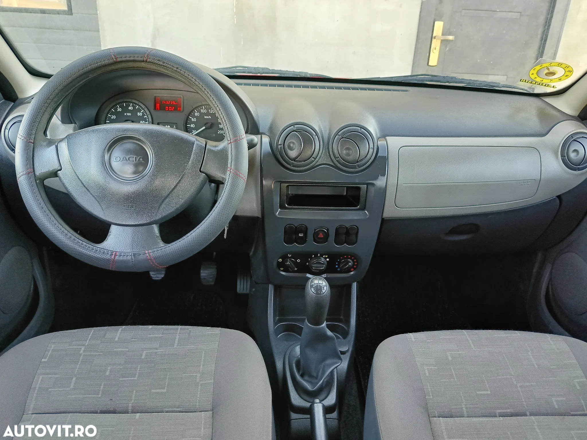 Dacia Sandero 1.2 - 5