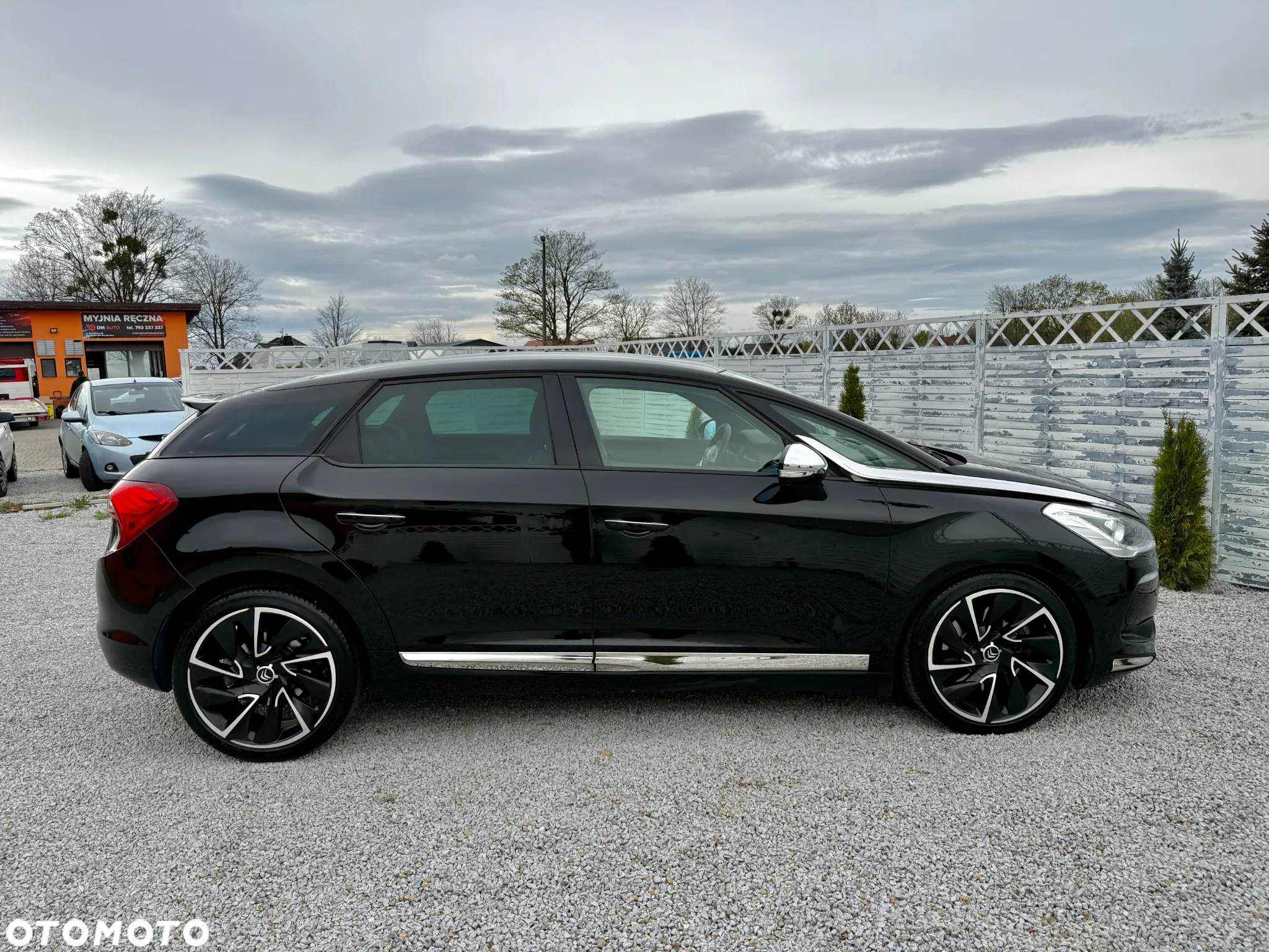 Citroën DS5 THP 200 SoChic - 31