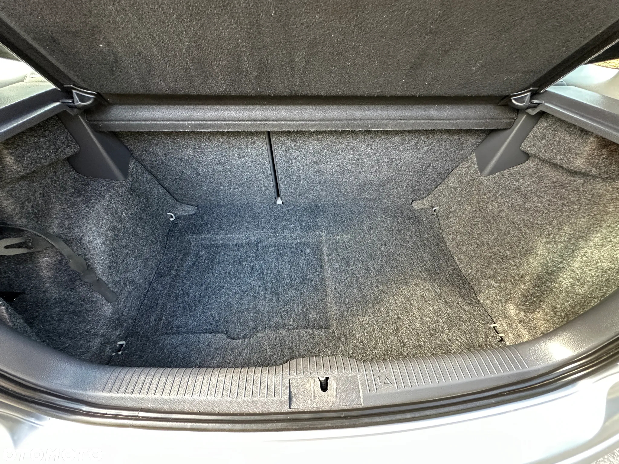 Volkswagen Polo - 22