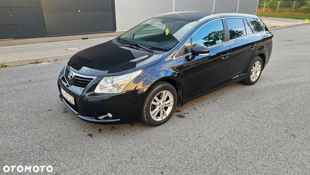 Toyota Avensis 2.0 D-4D Premium - 24