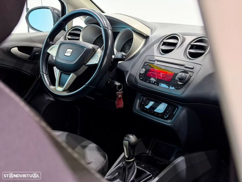 SEAT Ibiza 1.6 TDI Copa DPF - 32