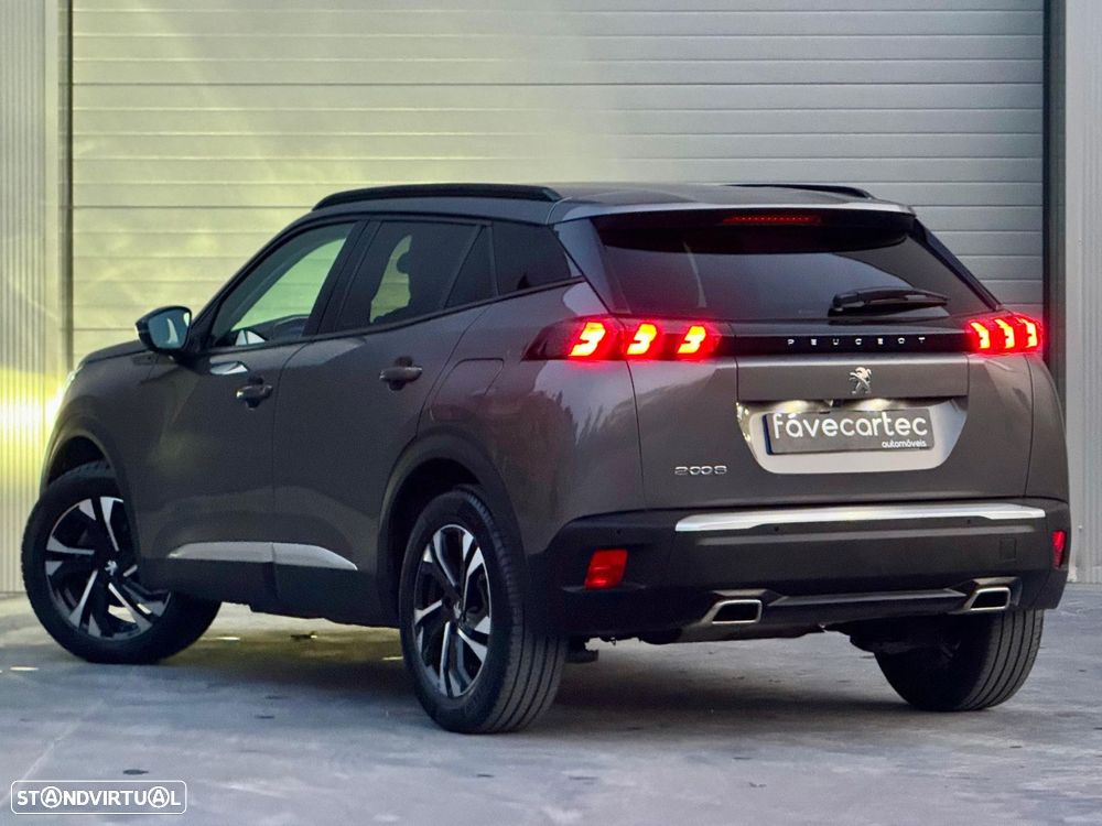 Peugeot 2008 1.2 PureTech Allure EAT8 - 5