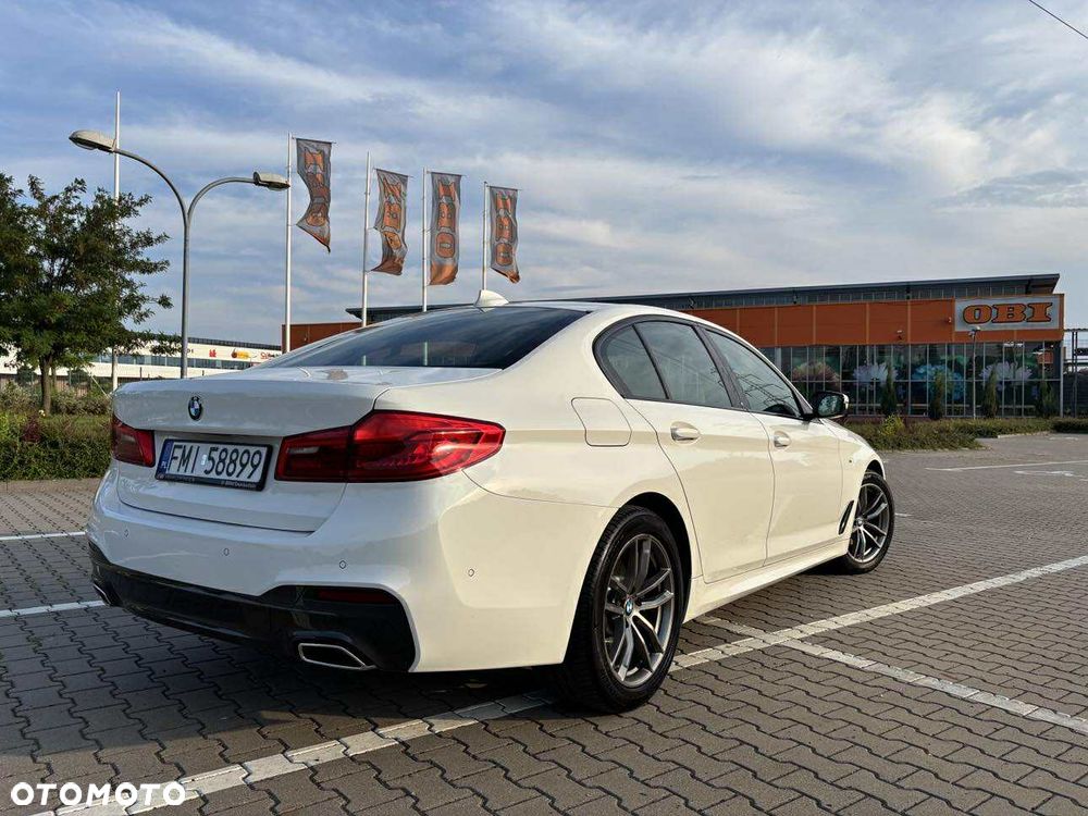 BMW Seria 5 518d M Sport - 6
