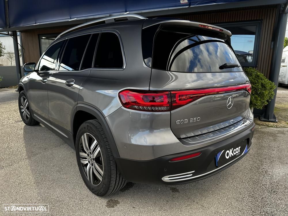 Mercedes-Benz EQB 250 Progressive - 2