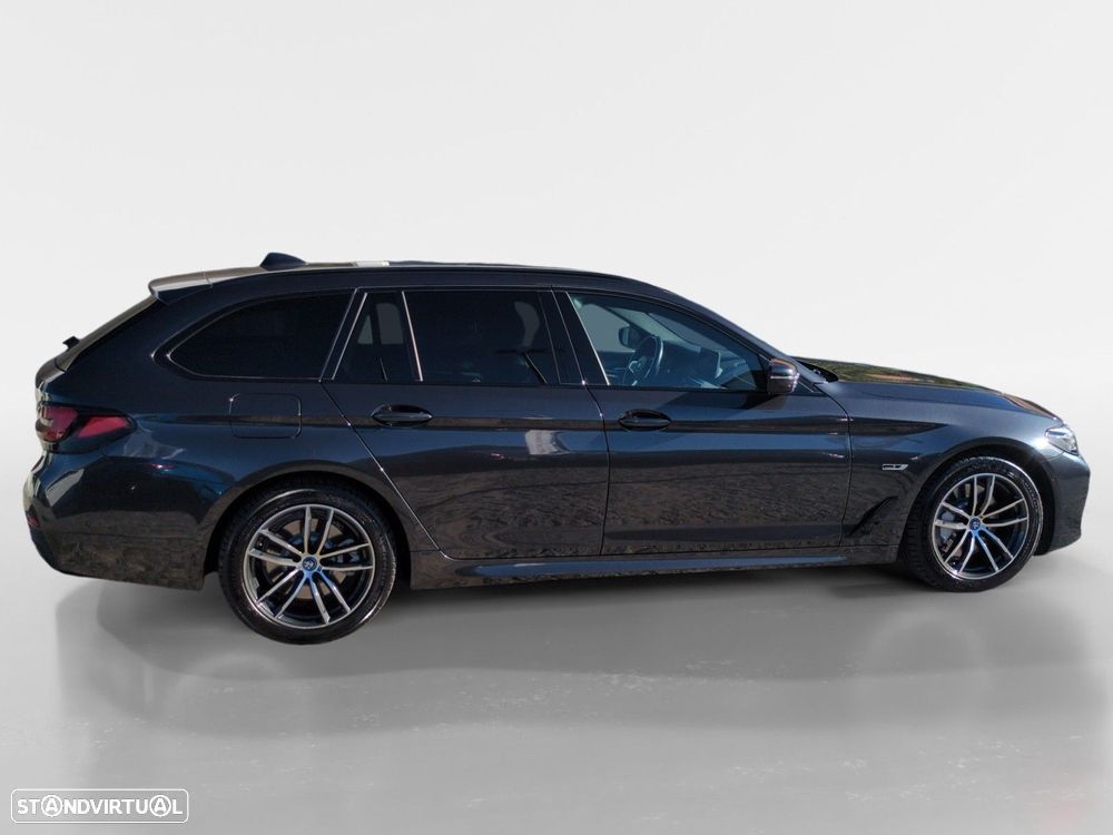 BMW 530 e Pack Desportivo M - 6