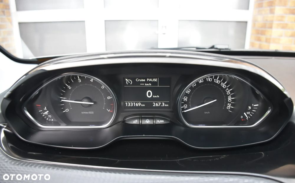 Peugeot 2008 PureTech 110 Stop&Start Crossway - 25