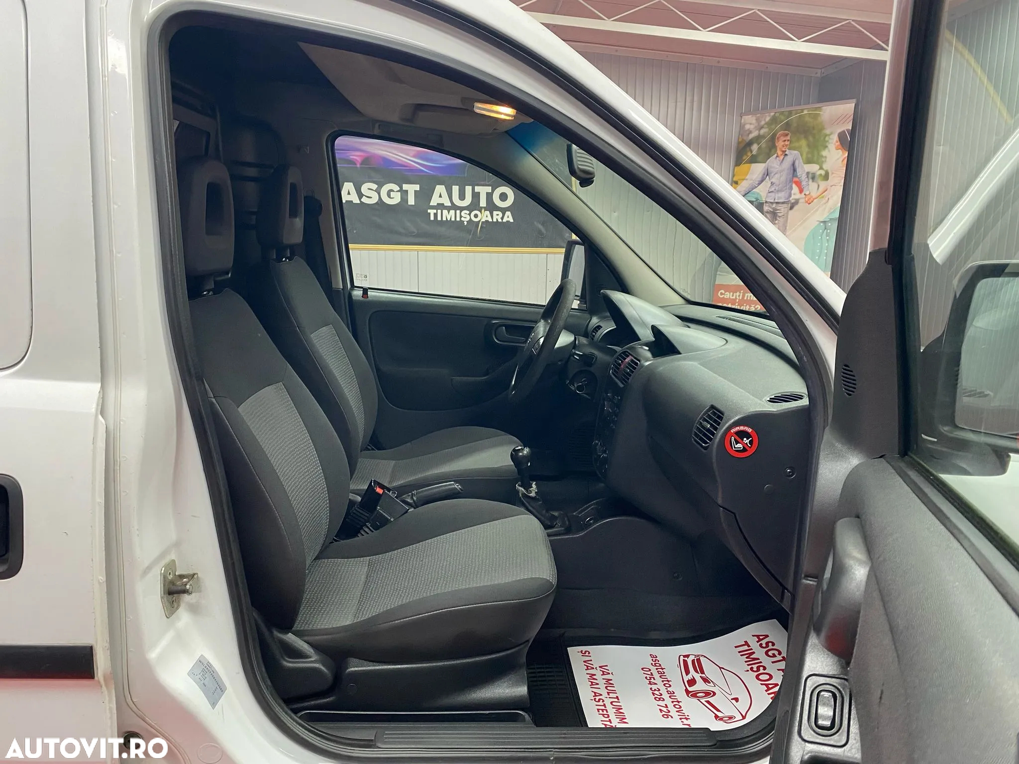Opel Combo - 11