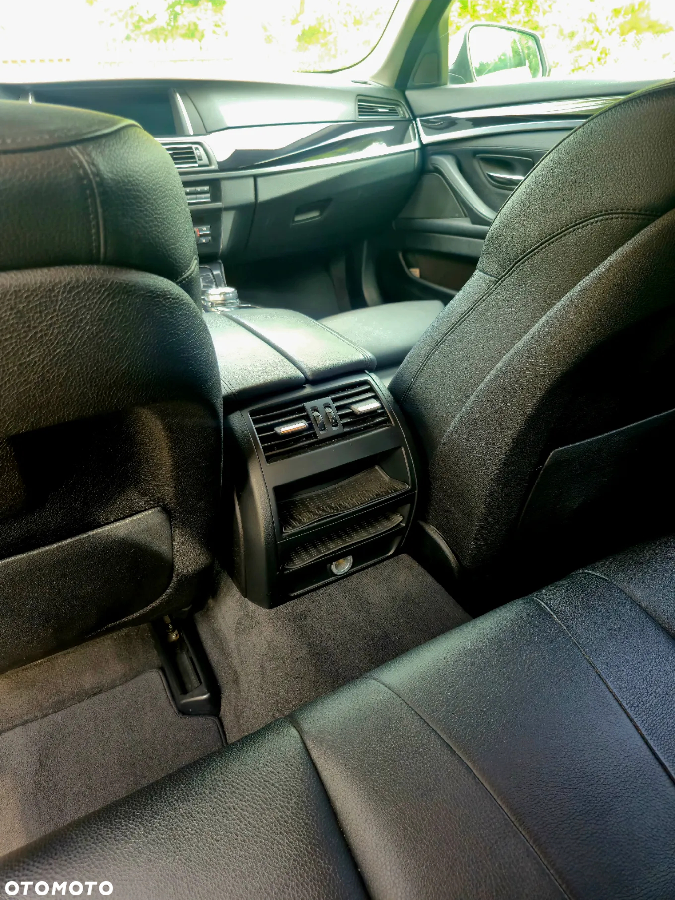 BMW Seria 5 520d xDrive - 26