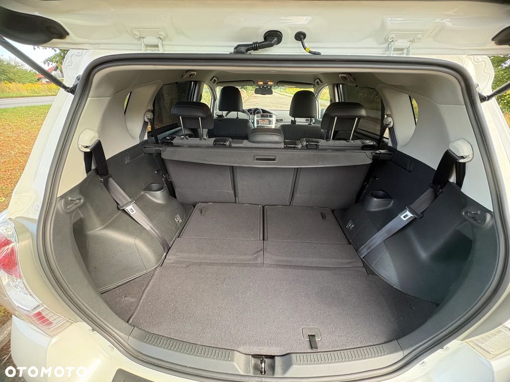 Toyota Verso 1.8 Premium EU5 7os - 29