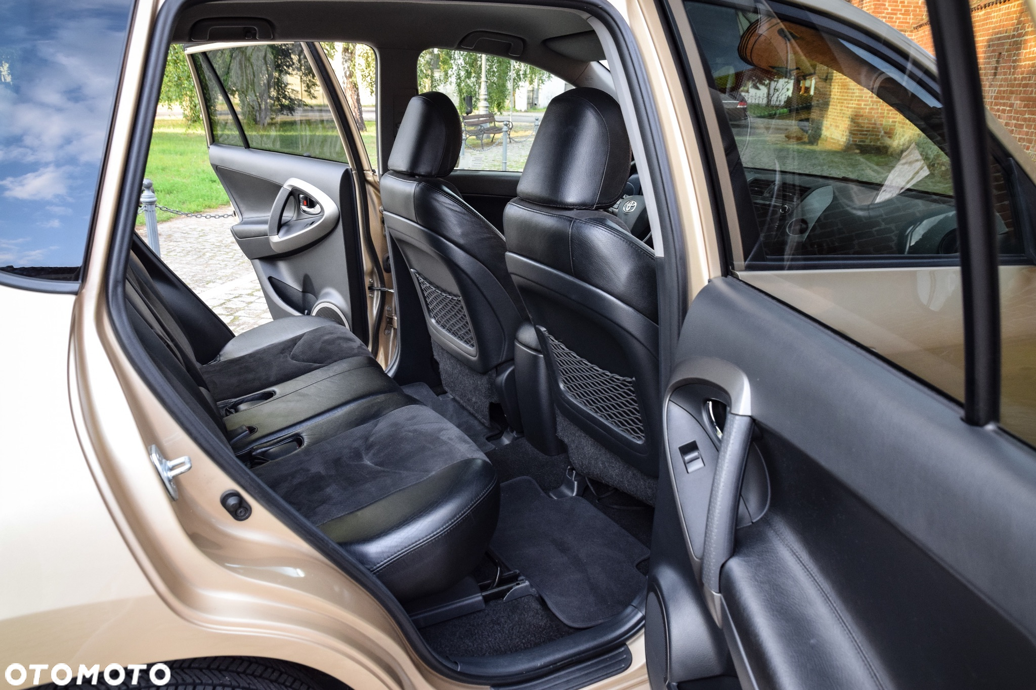 Toyota RAV4 2.2 D-4D Sol Platinium NAVI - 40