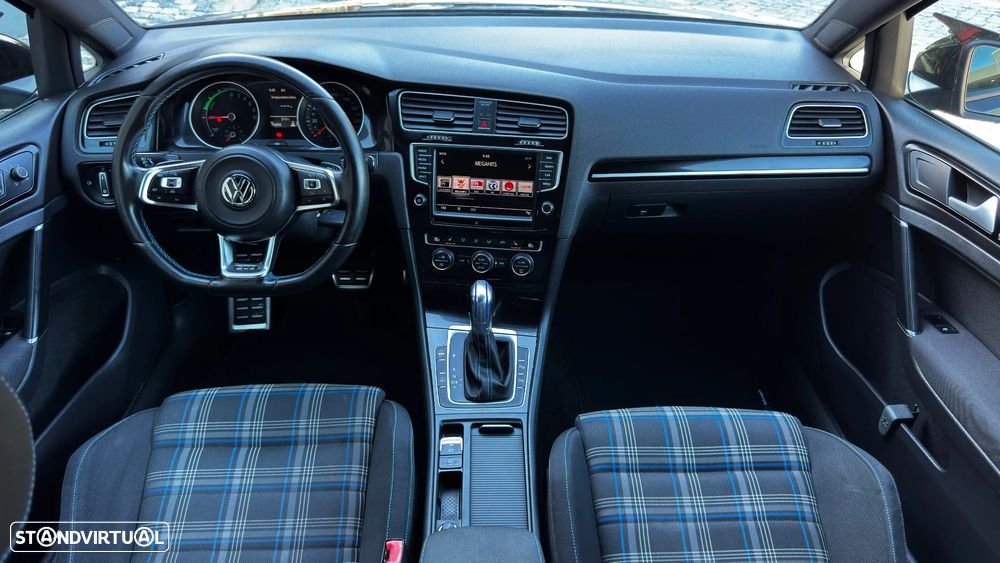 VW Golf 1.4 GTE Plug-In-Hybrid DSG - 7