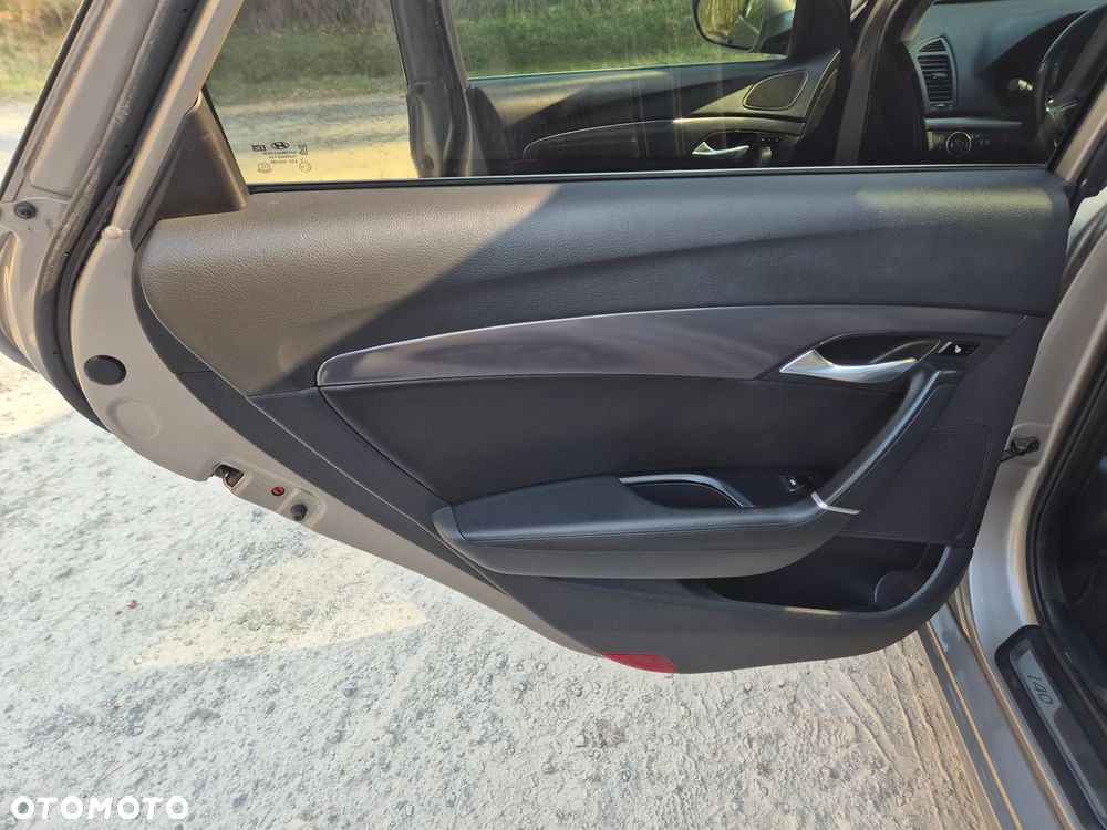 Hyundai i40 Kombi blue 1.7 CRDi DCT Premium - 32