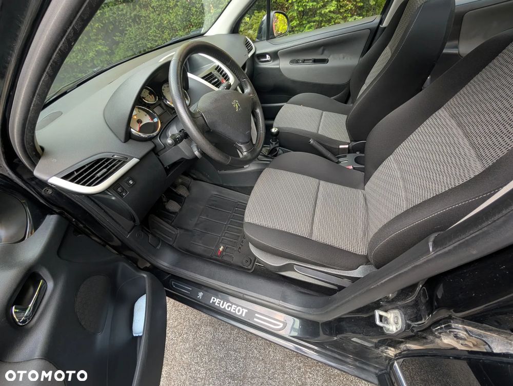 Peugeot 207 1.4 - 21