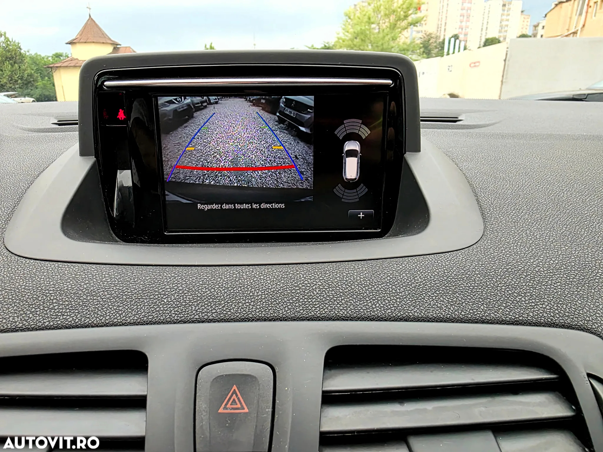 Renault Megane ENERGY dCi 110 Start & Stop Bose Edition - 24