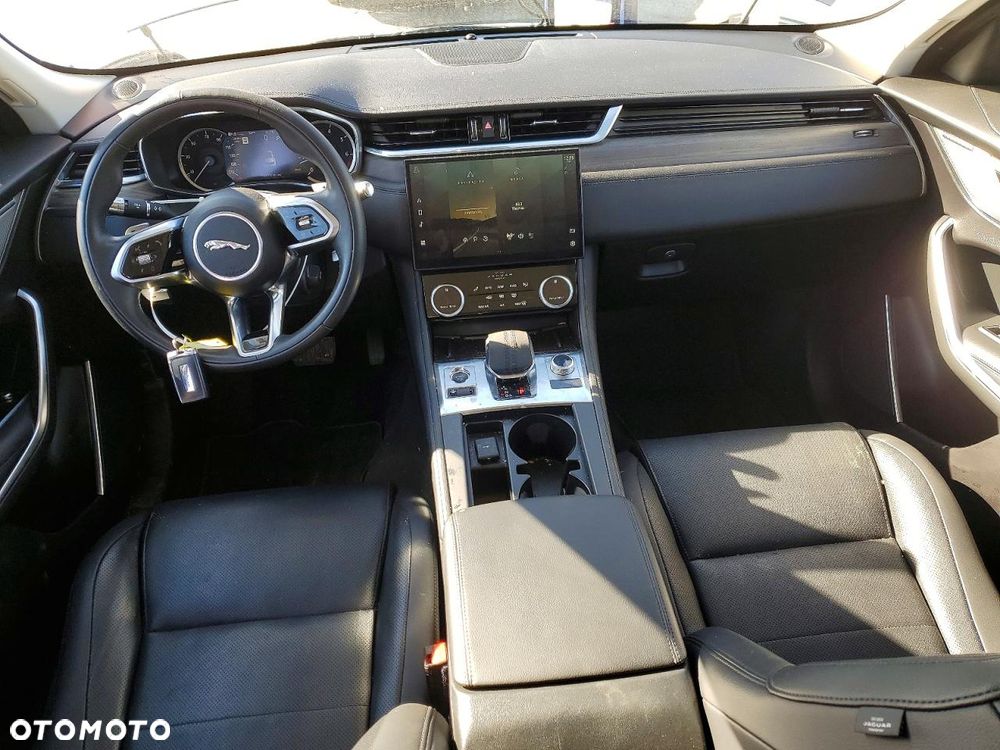 Jaguar F-Pace P400 AWD R-Dynamic S - 7