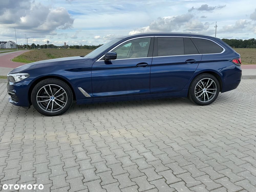 BMW Seria 5 520d xDrive Luxury Line sport - 13