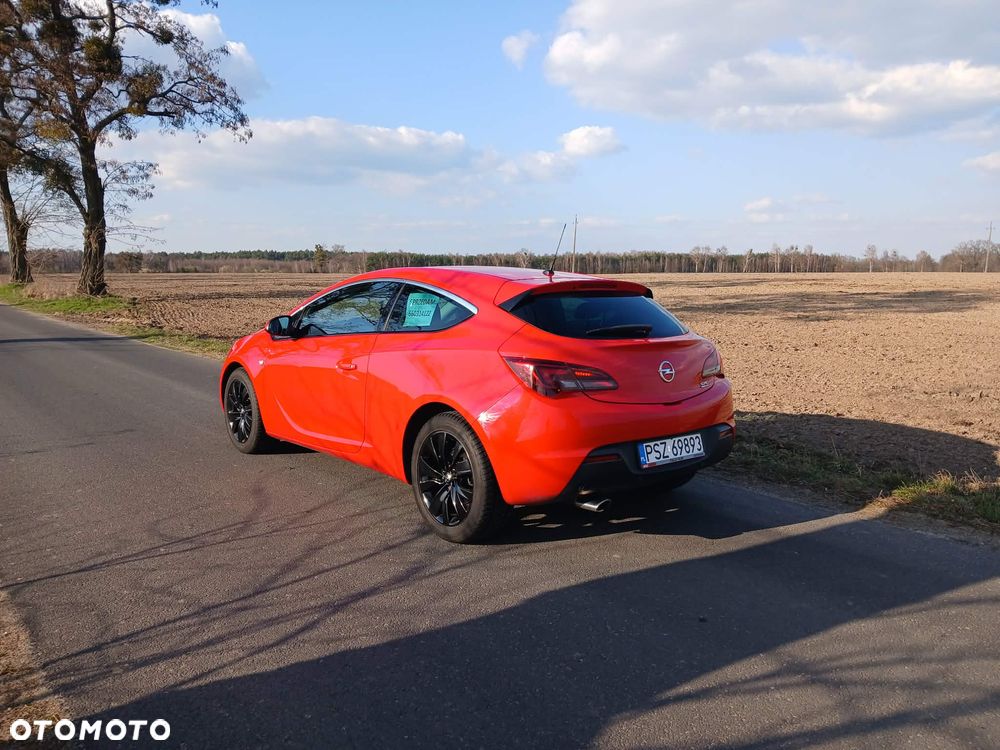 Opel Astra 1.4 Turbo - 4