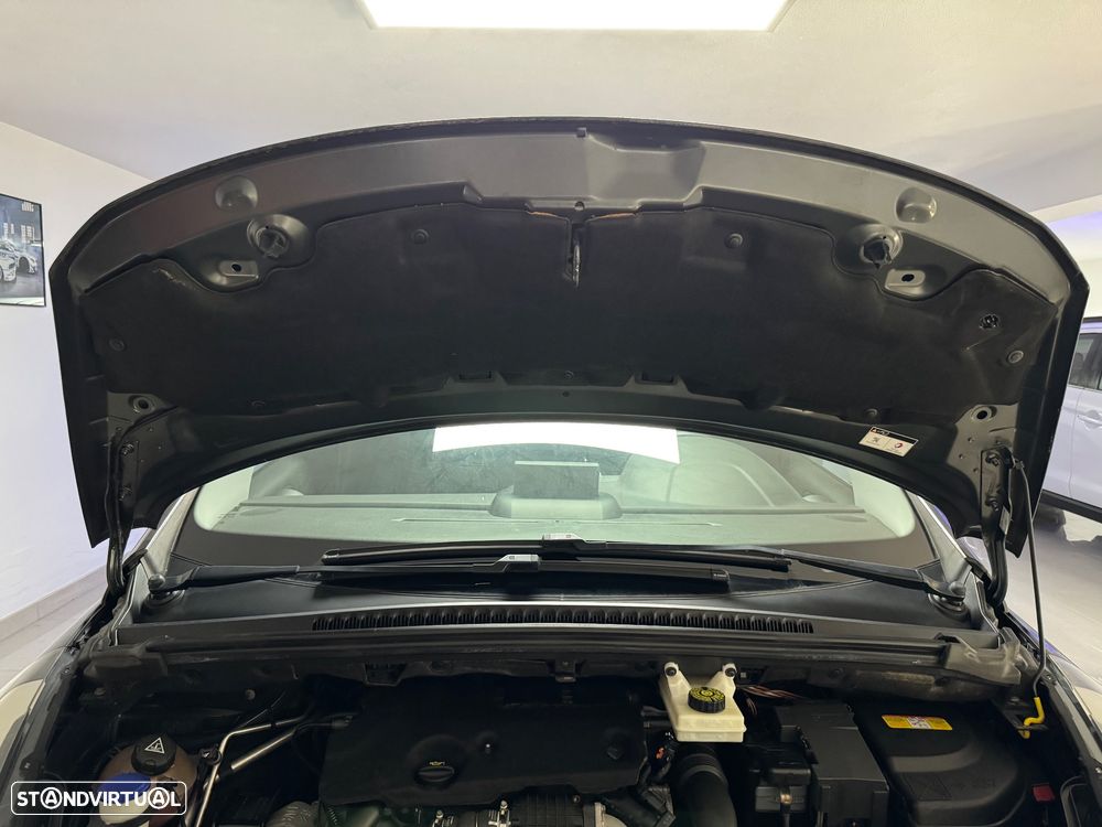 Peugeot 3008 1.6 e-HDi Allure 2-Tronic J18 - 28