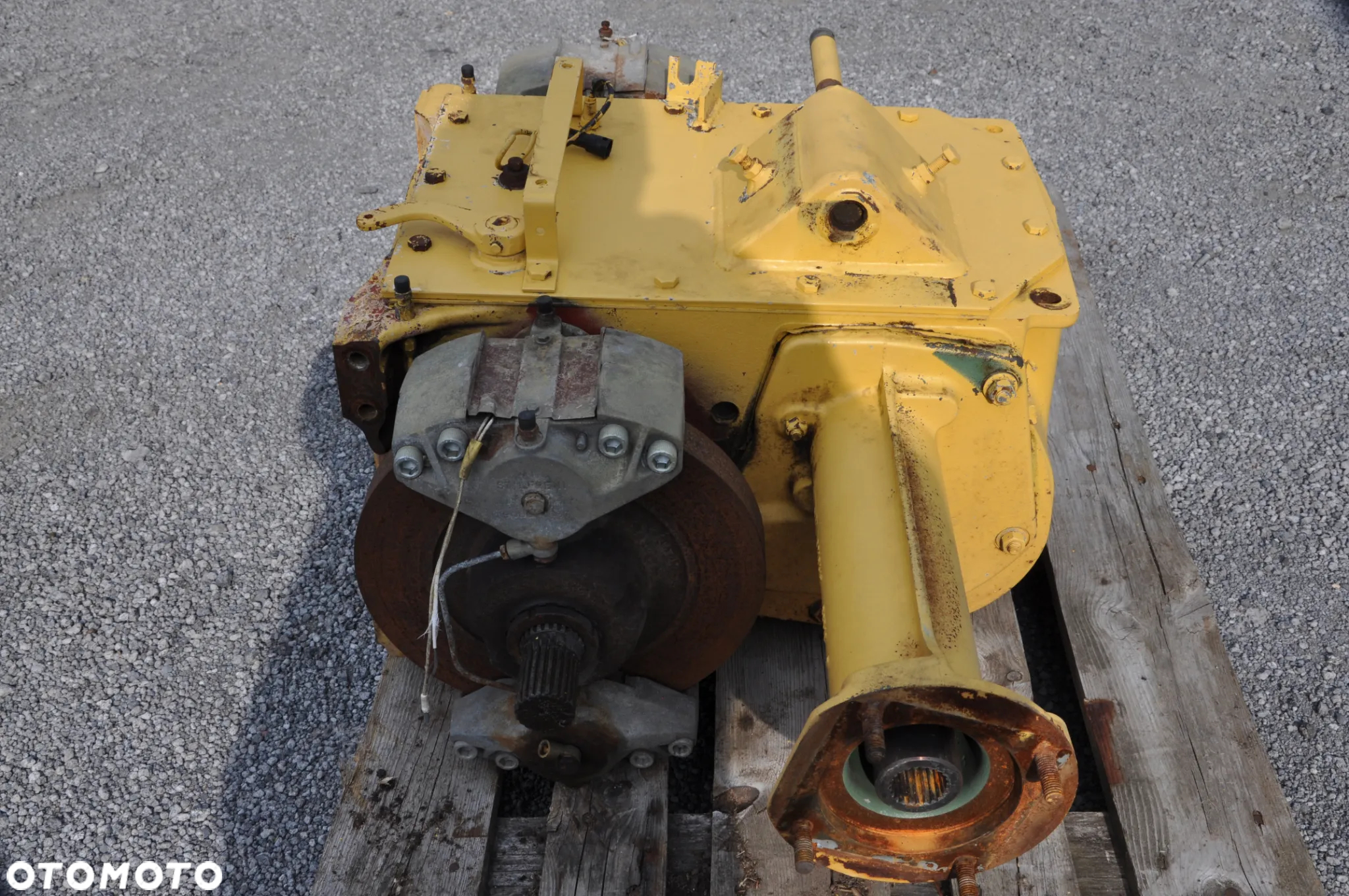FELGA OPONA WARIATOR NEW HOLLAND TF78 TX66 - 34