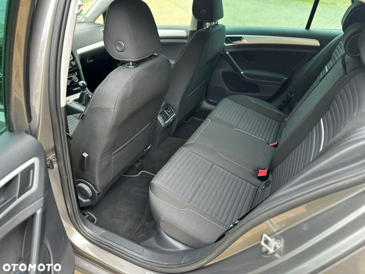 Volkswagen Golf VII 1.2 TSI BMT Trendline - 20