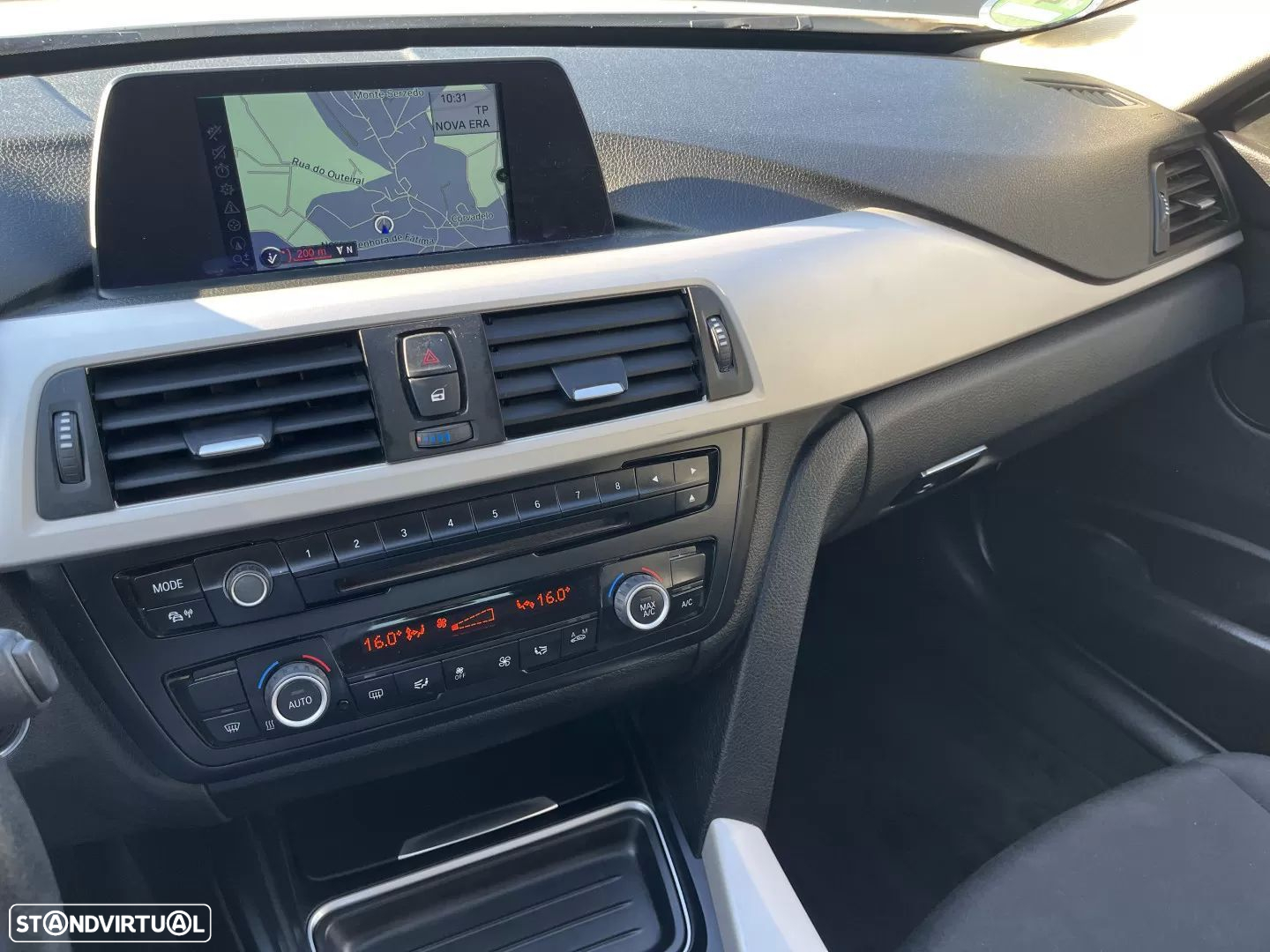 BMW 318 d Touring Sport Line - 26