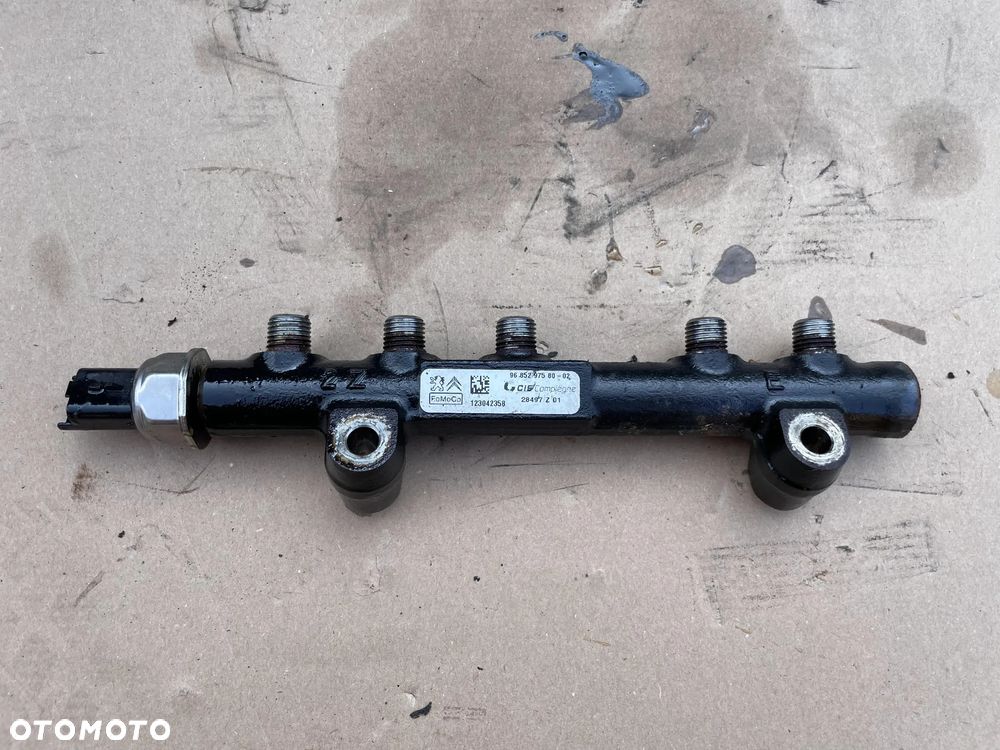 Listwa wtryskowa Ford Citroen Peugeot 1.5 TDCI - 2