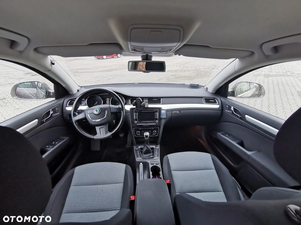 Skoda Superb 2.0 TDI Comfort - 10
