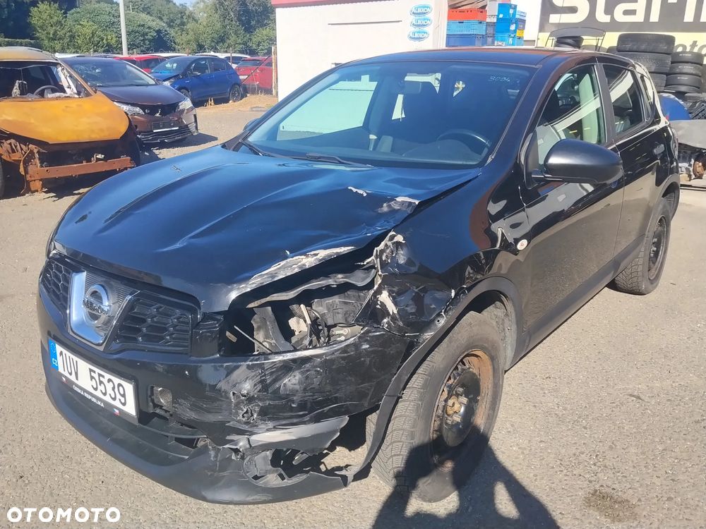 Nissan Qashqai - 2
