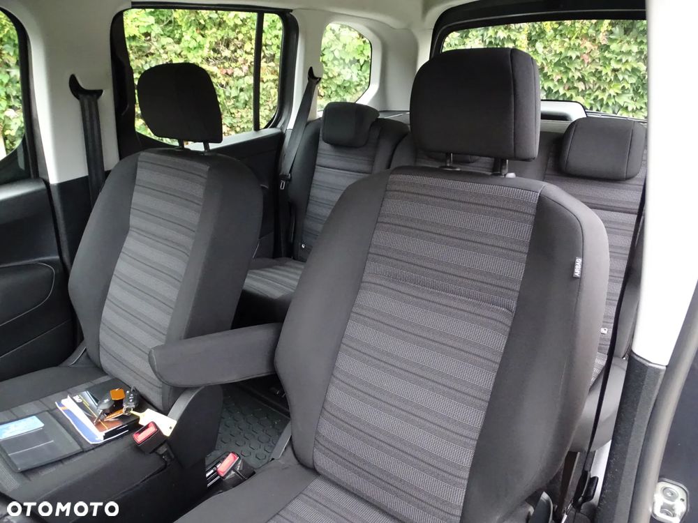 Opel Combo - 12