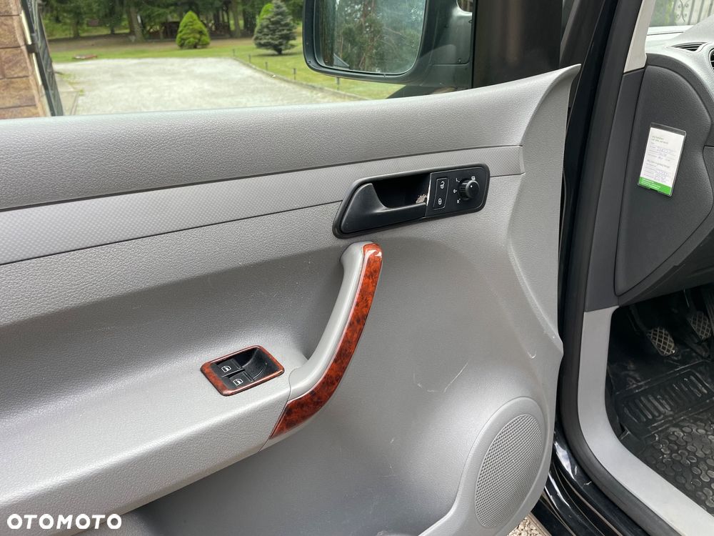 Volkswagen Caddy - 15