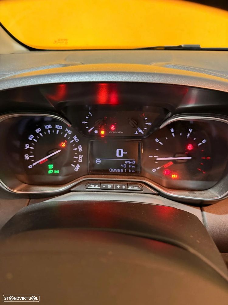 Citroën C3 Aircross 1.2 PureTech Shine Pack - 20