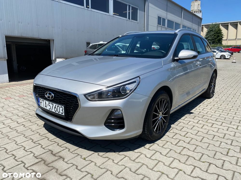 Hyundai i30 1.4 Comfort - 3
