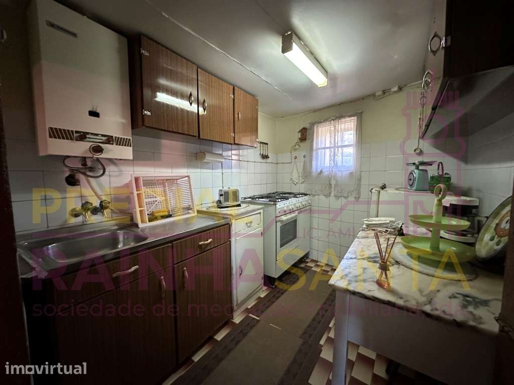 Moradia T2 tradicional serrana em Tortosendo - Grande imagem: 4/12