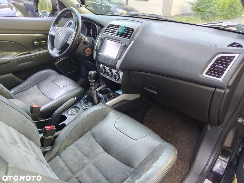 Mitsubishi ASX - 5