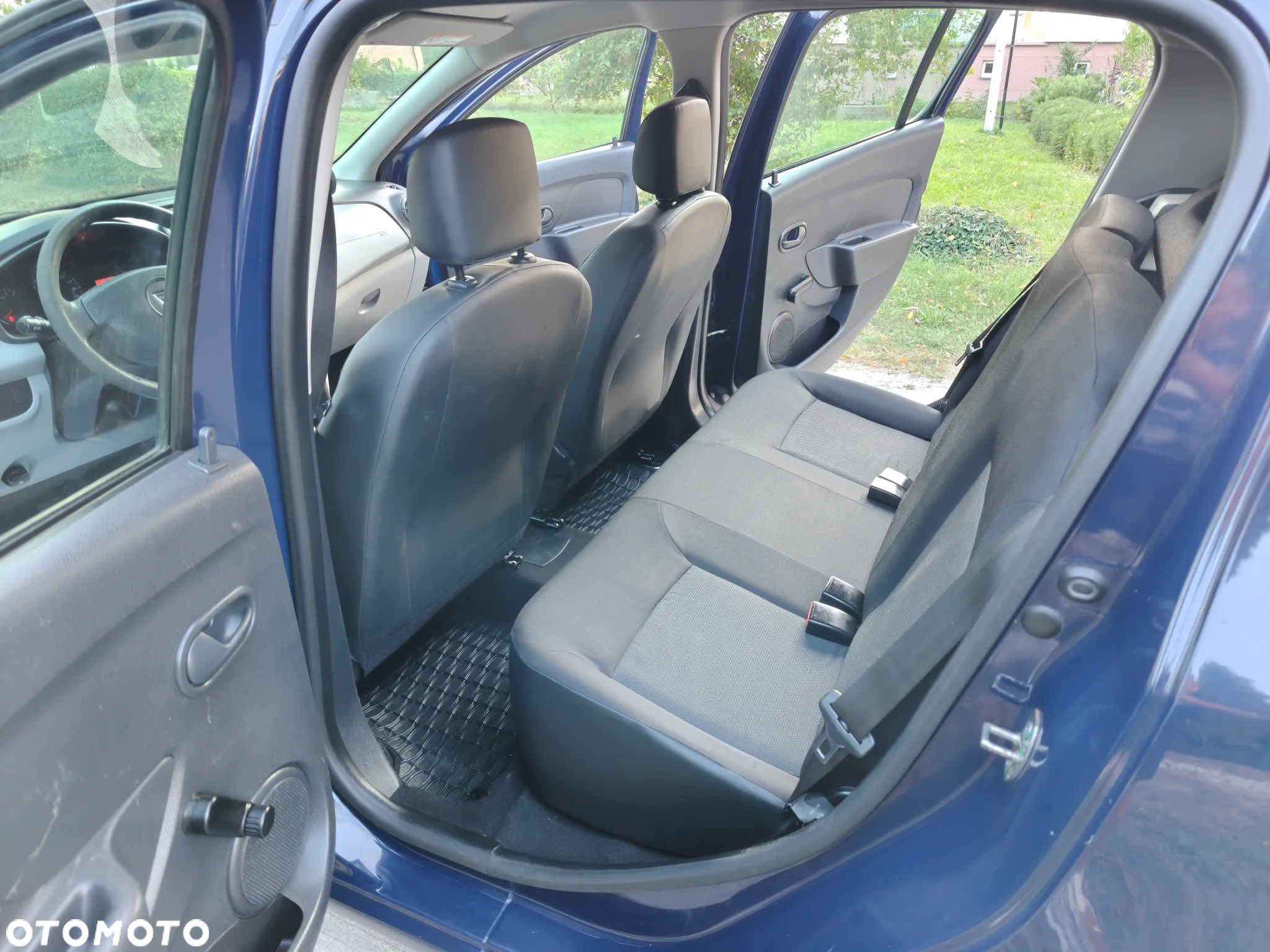 Dacia Sandero - 10