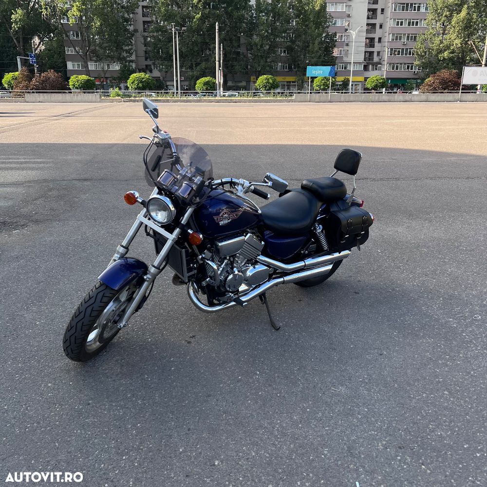 Honda VF 750C Magna - 5