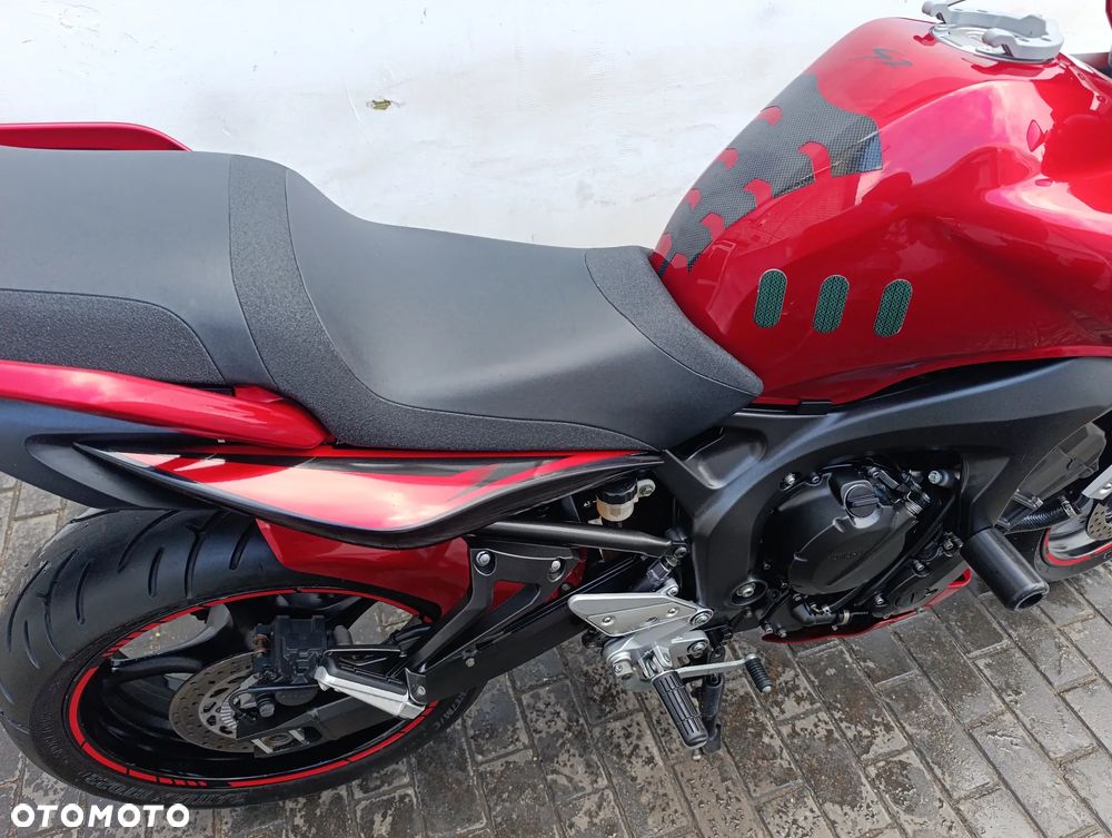 Yamaha FZ6 - 29