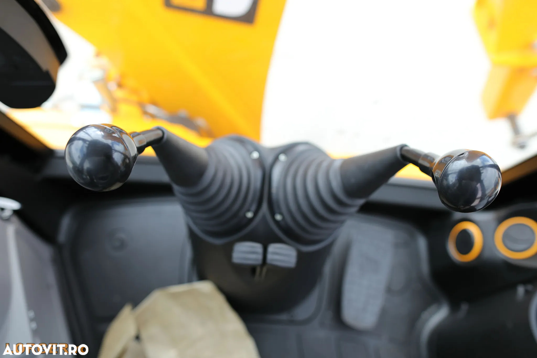 JCB 3CX - 13