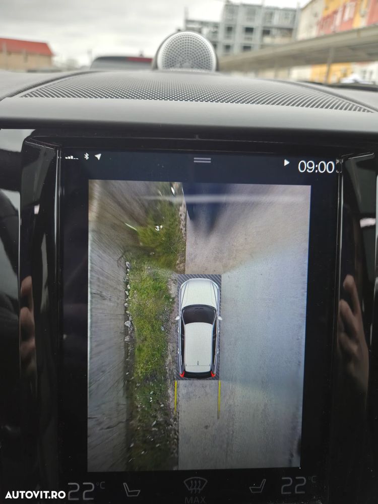 Volvo XC 60 D4 AWD Geartronic RDesign - 31