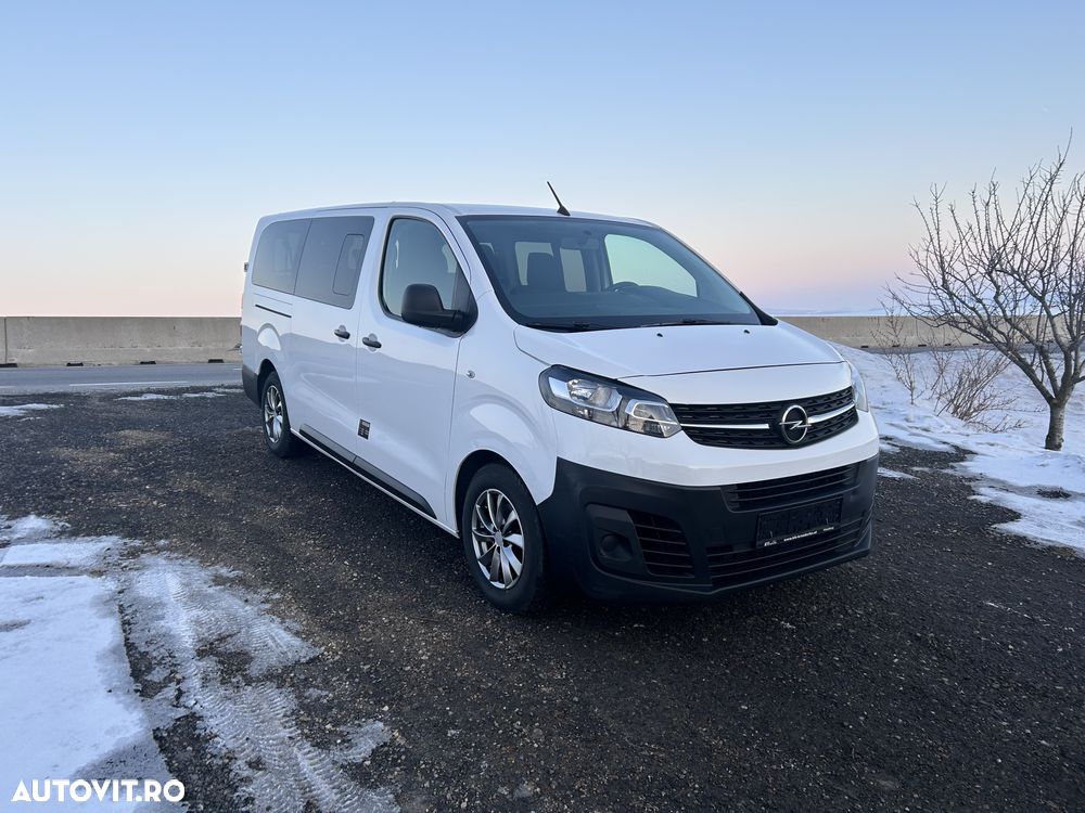 Opel Vivaro - 1