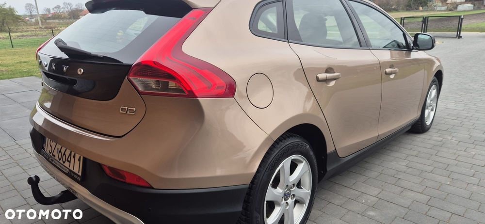 Volvo V40 D2 Momentum - 2
